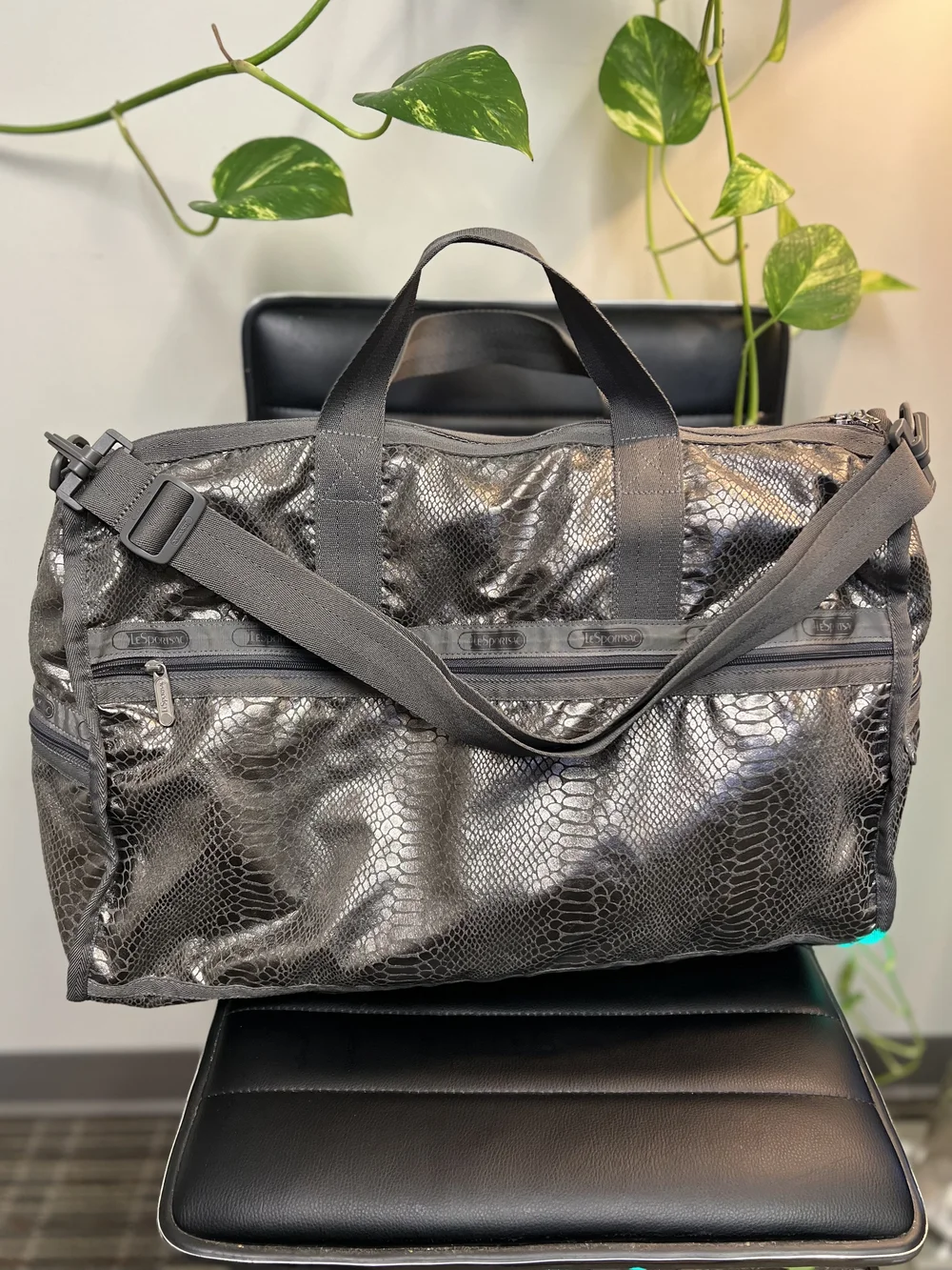 LeSportsac Metallic Shiny Foil Snakeskin Print Deluxe Large Travel Weekender Bag